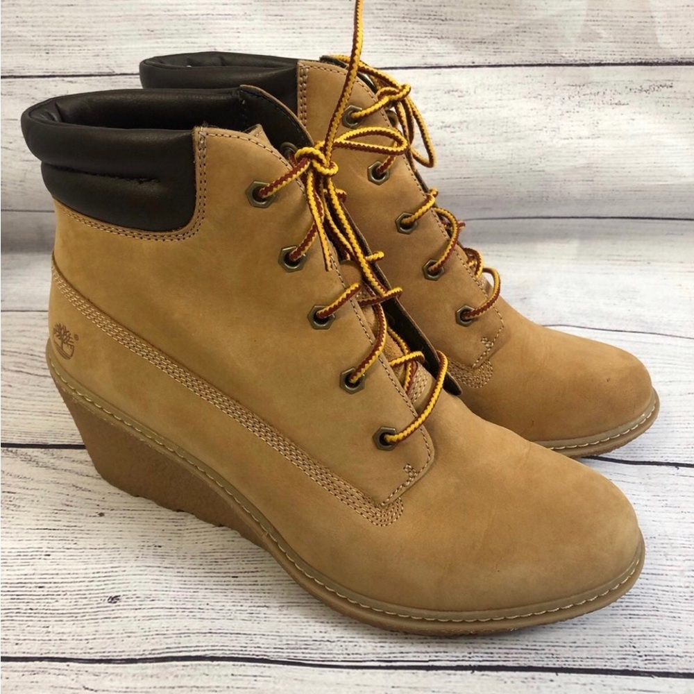 Timberland size 8.5 Women's Earthkeepers Amston wedge Boot 6 inch wheat